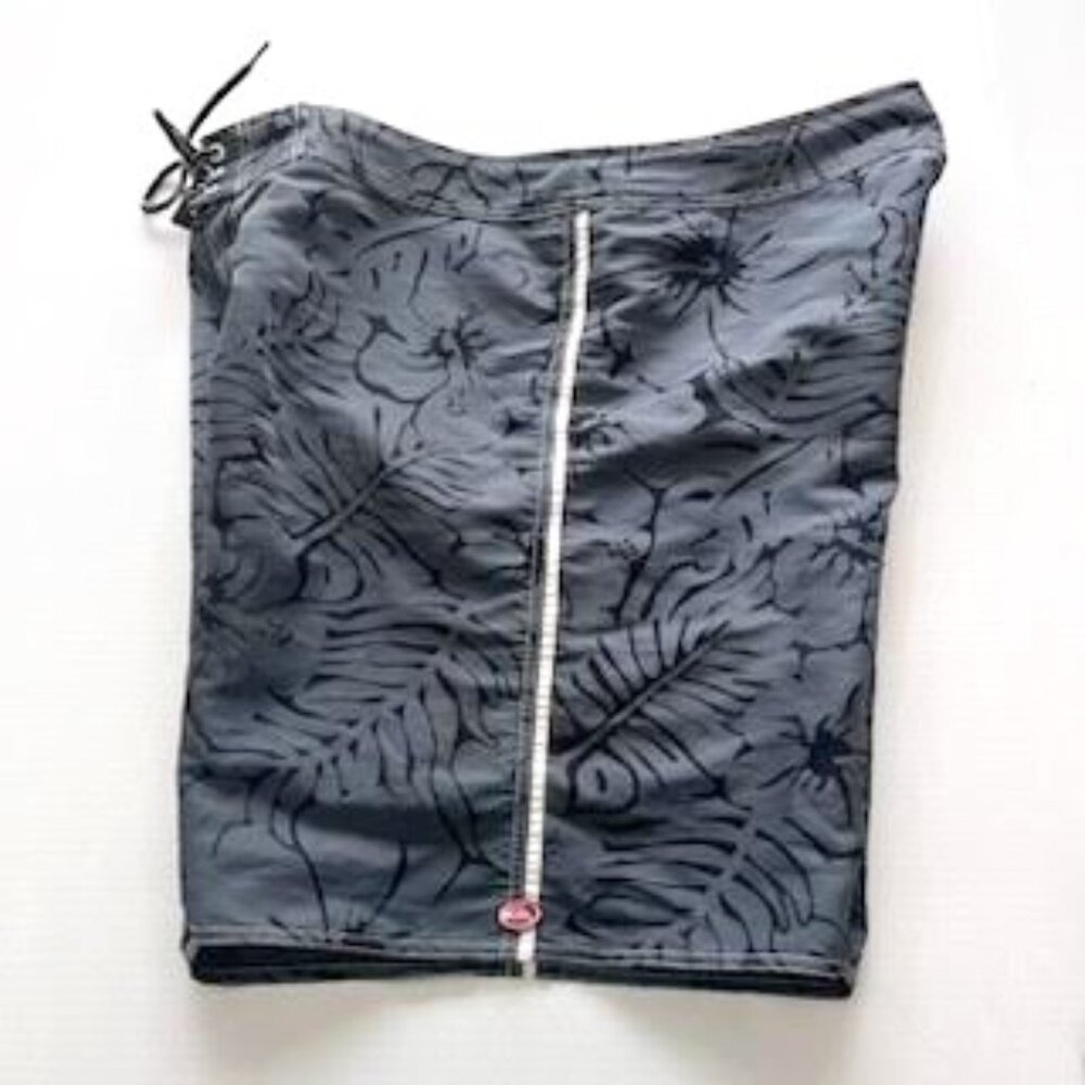 Quiksilver Swim Shorts Sz 40 Grey & Black Pattern Big & Tall
